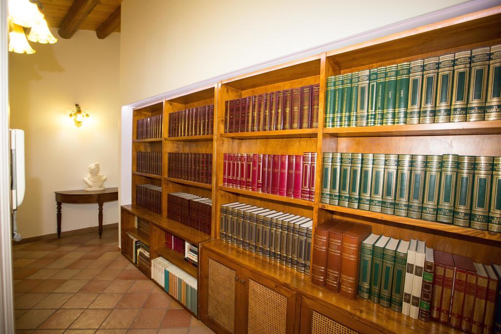ホテル Palazzo Raho チェファル エクステリア 写真