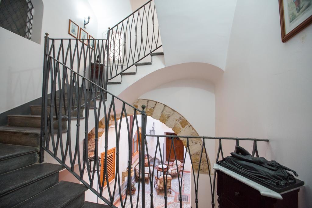 ホテル Palazzo Raho チェファル エクステリア 写真